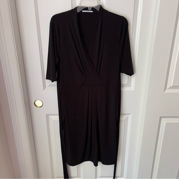 Tahari Black V-Neck Short Sleeve Waist Tie Faux Wrap Dress LBD Large - Picture 8 of 16
